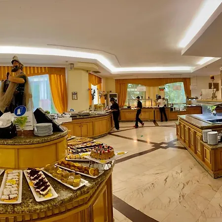 Курортный комплекс Duni Marina Royal Palace 5*