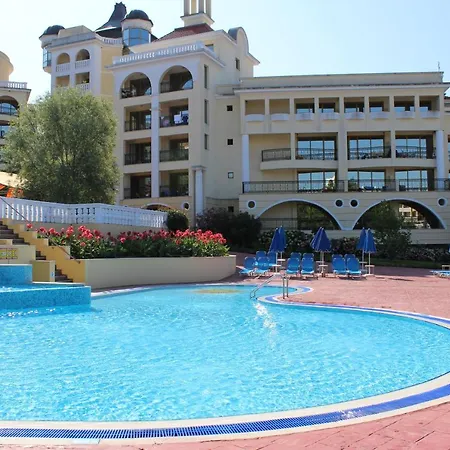 Duni Marina Royal Palace
