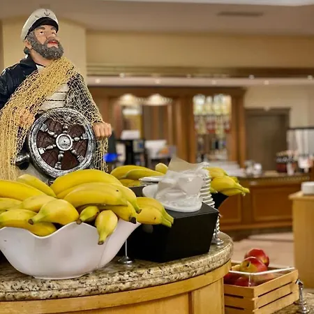 Duni Marina Royal Palace Σωζόπολη