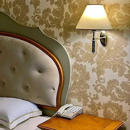 Duni Marina Royal Palace 5* 索佐波尔