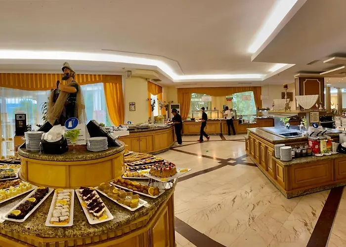 Semesteranläggning (resort) Duni Marina Royal Palace 5*