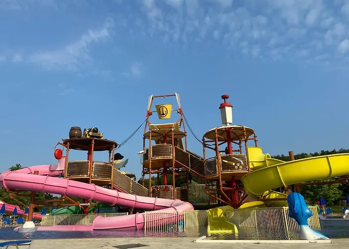 Semesteranläggning (resort) Duni Marina Royal Palace 5*