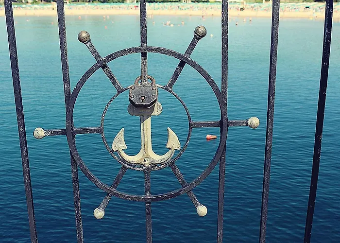 Duni Marina Royal Palace