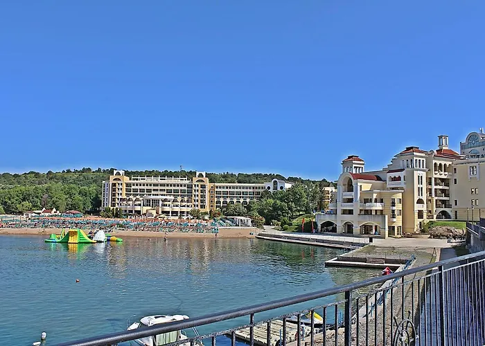 Semesteranläggning (resort) Duni Marina Royal Palace