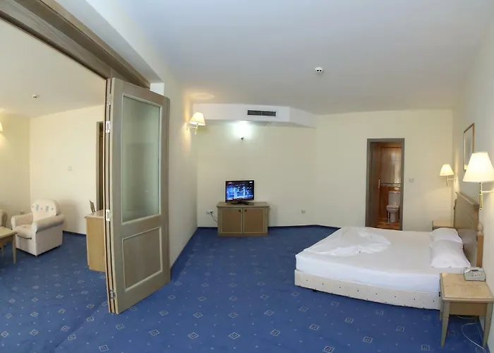 Duni Marina Royal Palace 5* Sozopol